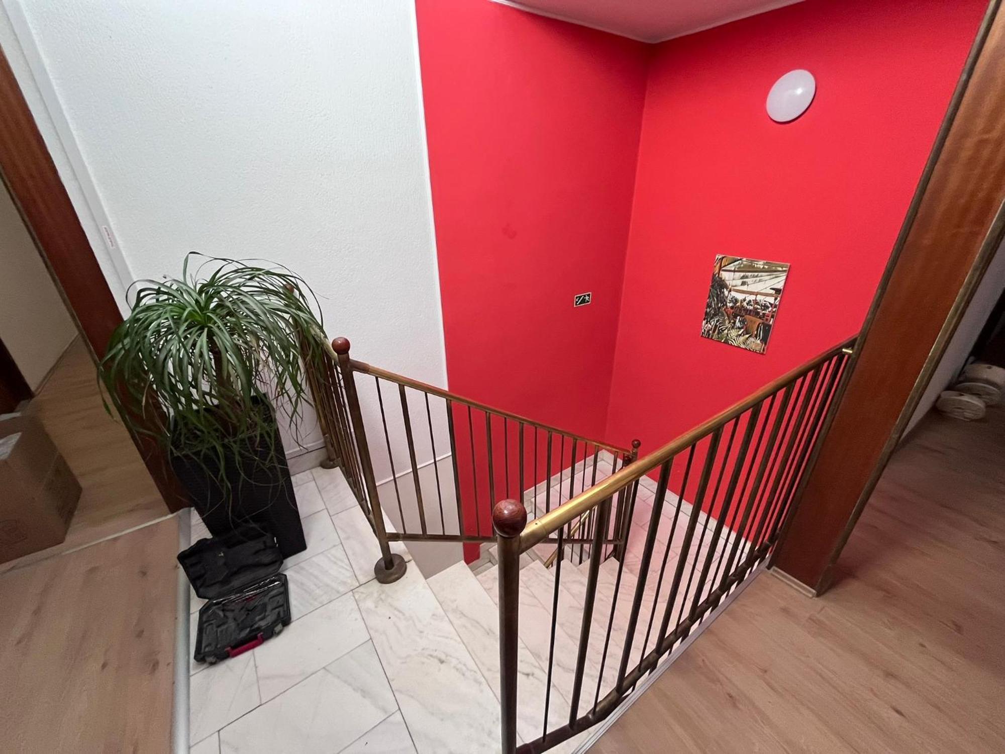 Majus 1 Vendeghaz - Torony Otel Dış mekan fotoğraf